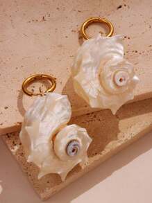 1 Pair Asymmetrical Natural Seashell Pendant Stainless Steel Waterproof Earrings, Summer Beach Resort Fashion Jewelry, Exaggerated Natural Gemstone For Women