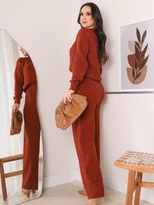 Women's Knitted Mousse Cropped Top And Pants Set Winter Blouse And Pants Set - Bộ đồ đất nung - Xem 3