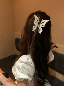 1 pezzo Fermaglio per capelli con design a farfalla, colore unito, carino e versatile. Elegante fermaglio per capelli a farfalla di nuovo stile cinese, fresco e insolito, decorazione vintage di lusso per Ognissanti. Ottimo regalo, fermagli per capelli estivi, pinze per capelli, morsetti per capelli, Molletta per capelli