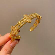 1pc Zirconia Letter Bracelet, Minimalist Delicate Design Women Bracelet, Perfect Gift For Valentine's Day, Mother's Day