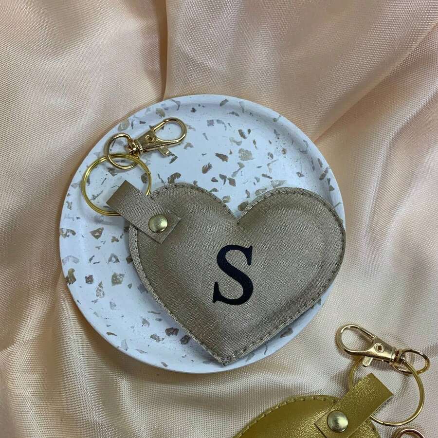 KEYCHAIN WITH SIMPLE INITIAL, PERSONALIZED GIFT, MOTHER'S DAY, SOUVENIR - Súng kim loại - Xem 1
