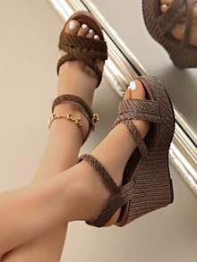 Women's Summer Woven Straw Rope Waterproof Design Fashionable High Heel Comfortable Platform Buckled Brown Sandals - Brown - View 4