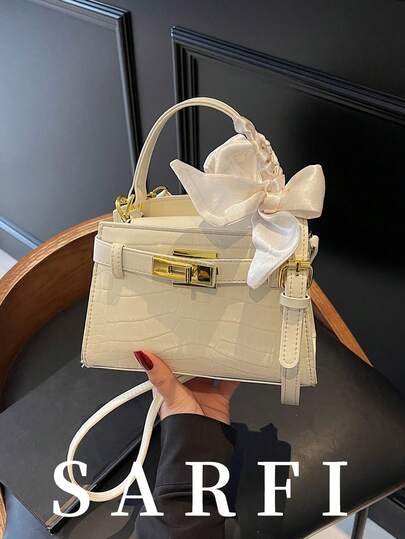 高级奢华鳄鱼纹压花女士手提包，时尚精致的金属装饰，可调节肩带斜挎包，简约风格肩带装饰单肩手提包，磁扣闭合，多功能轻便收纳斜挎包，高级丝巾装饰设计手提包，适合送礼、购物、约会、商务旅行、度假等多种场合。