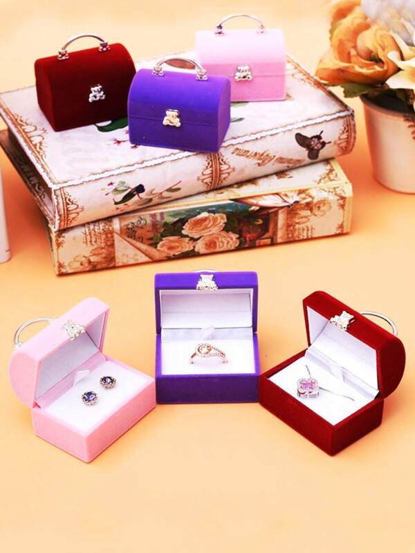 1PC Vintage Elegant Flocking Suitcase Bear Pattern Jewelry Box Ring Box Bridal Accessories Proposal Ring Box Jewelry Storage Box Earring Necklace Display Box Women Jewelry Box Couple Mini Gift Box Flip Box Birthday Gift Anniversary Gift Jewelry Box.