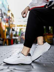 Hot Selling Plus Size Men's Sneakers, New 2025 Summer Breathable Fashionable Sports Shoes With PU Leather