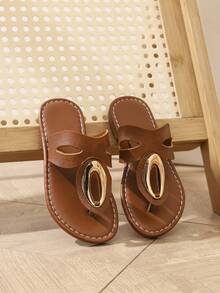 1 双加大码幼儿女童平底凉鞋，纯色 PU 带，闪亮金属扣装饰，圆头，时尚奢华可爱罗马沙滩拖鞋，适合 3-15 岁男孩/女孩，休闲、派对、旅行、沙滩，2025 年夏季新品