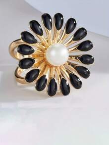 1PC Elegant Golden-Tone Sunflower Scarf Clip With Black & White Faux Pearl Accents – Vintage-Inspired Non-Slip Buckle For Women's Fashion Accessories, Versatile Hairpiece | Sophisticated Style | Nonslip Scarf Holder - Multicolor - View 5