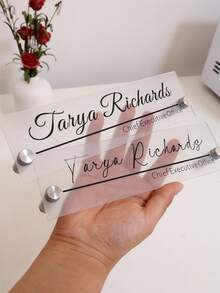 1/2 piezas Placa de nombre de escritorio personalizada de acrílico con soporte de acero inoxidable, fuente mate personalizada para decoración de escritorio - Excelente para graduación y regalos - No se requiere energía para su uso, regalo del Día del Padre, regalo del Día de la Madre, regalo del Día de San Valentín, regalo de boda, regalo de cumpleaños, para ella/él, mejor amiga, amigo, pareja, novia, novio, esposo, esposa, papá, mamá, abuelo, abuela, colega, familia, armonía del hogar, hogar y vida, ambiente navideño del hogar, recuerdos, reutilizable, adorable, de alta calidad, decoración de oficina, vida elegante, artículos del hogar - Estilo A - Ver 5