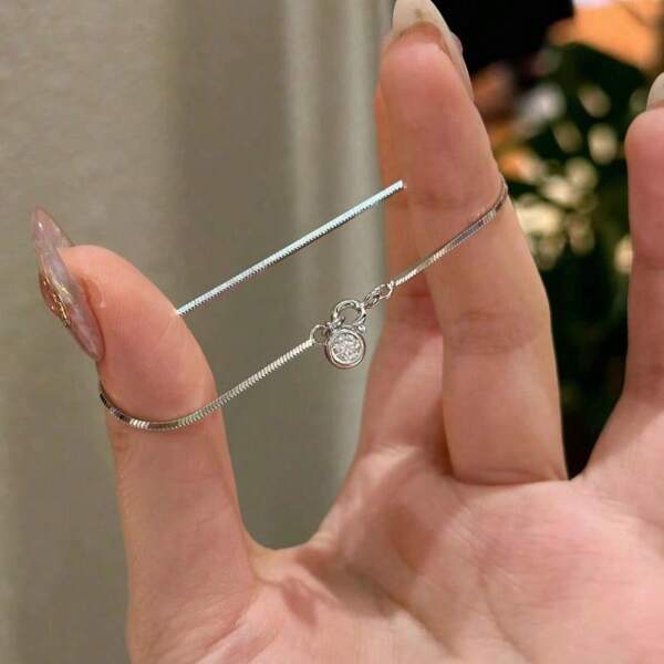 1 pieza Brazalete de diseño de hueso de serpiente de burbuja único y creativo de acero inoxidable para mujer, brazalete apilable versátil y de alta gama para uso diario, regalo para vacaciones