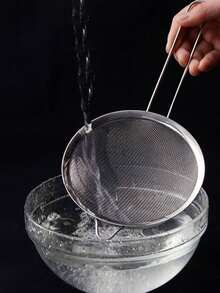 3件套不锈钢漏勺，不同尺寸，用于过滤面粉_家庭厨房用油，厨房滤网套装，细网，必备厨房工具和厨房配件，家庭厨师必备的厨房工具礼物，节省空间的厨房收纳盒，圣诞节厨房礼物创意