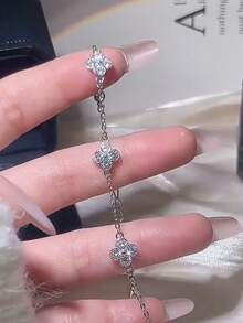 1件925纯银四叶草幸运手链，女士日常佩戴及节日礼物，原创设计，迷人复古派对精致珠宝