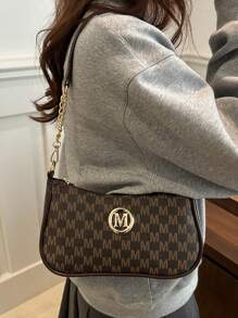 2025, New Fashion Classic Pu Waterproof Fabric M Letter Print Design Metal Chain Decoration Shoulder Crossbody Bag. Suitable For Shopping, Purse, Students, Young Women, Office Women. Perfect For Office, College, Work, Business, Commuting, Outdoor Activities, Travelling And Picnics.