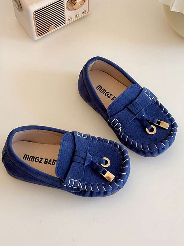 1 Paar blaue Jungen Metallic Dekor Wildlederimitat Slip-On Lässig Loafer, bequem, modisch, vielseitig, rutschfest, langanhaltend, geeignet für Nicht-Sport Anlässe