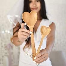 Set de 2 cucharas de cocina de bambú con forma de corazón: cucharas de amor, utensilios de cocina, cuchara de bambú grande, pala de cocina, decoración de inauguración de la casa/cumpleaños
