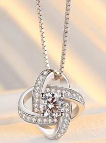 1pc Clover Lucky Leaf Minimalist Design Women Necklace Pendant - Suitable For St. Patrick's Day Wear, Valentine's Day Couple Gift