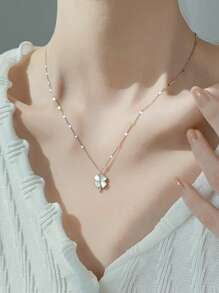 1pc Clover Lucky Leaf Minimalist Design Women Necklace Pendant - Suitable For St. Patrick's Day Wear, Valentine's Day Couple Gift