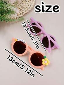 LICVIC Vasos personalizados con nombre y flores para niños, recuerdos de fiesta infantil personalizados, vasos redondos de texto personalizables para niños pequeños, vasos personalizables para niños, regalos de cumpleaños, recuerdos del crecimiento de los niños, aniversarios, regalos personalizados, regalos para él/ella, amigos, niños, estudiantes, mejores amigos, niño, niña, familia, multifuncional, ornamental, letra, elegante, moderno, colorido, lindo, adorable, casual, personalizado, personalizado, único, personalizado, regalos ideales para él, regalos ideales para ella