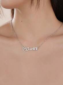 1 pieza Colgante de pata de animal hueco de acero inoxidable con nombre personalizado - Joyería personalizada de estilo bohemio exquisita, cadena delgada de fuente cursiva elegante regalo para niñas