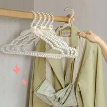 1 件仿珍珠衣架蝴蝶结衣架优雅收纳衣夹新娘婚纱衣架塑料衣架公主家居装饰