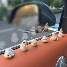 6pcs Random Style Cute Duck Car Decorations - High-Grade Resin Dashboard Decor, Adds A Fashionable Feel To The Interior