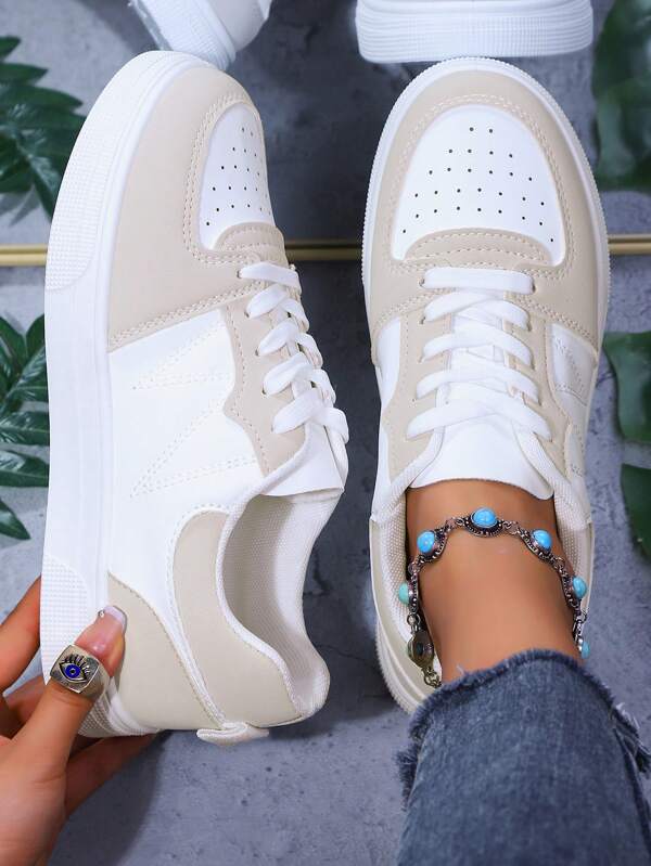Baskets décontractées à motif de losanges pour femmes, chaussures de fête confortables de style preppy en couleur unie, mignon, chaussures de sport décontractées en PU à lacets pour le travail, les trajets, les vacances, toutes les saisons