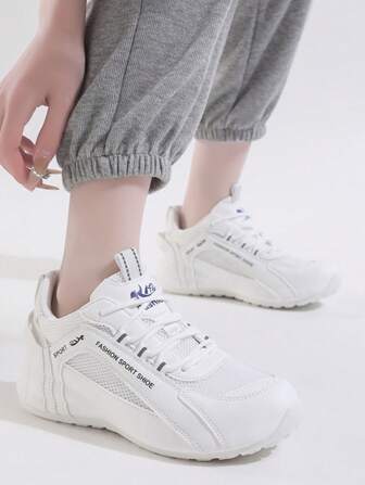 Nuovi scarpi sportivi chunky, scarpe sportive casual, scarpe da corsa su strada, stile college in combinazione di maglia beige e pelle PU, alla moda, traspiranti, confortevoli, versatili, suola platform spessa, scarpe da trekking all'aperto, scarpe, scarpe per pendolari