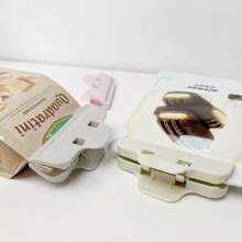 Sluitclip, keukenclip voor snacks, sterke clip voor voedselzakken, sluitapparaat voor plastic zakken, vochtbestendig en vershoudend sluitapparaat, willekeurige kleur