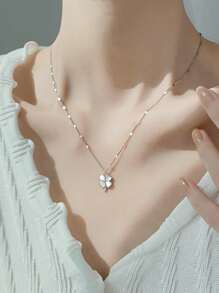 1pc Clover Lucky Leaf Minimalist Design Women Necklace Pendant - Suitable For St. Patrick's Day Wear, Valentine's Day Couple Gift