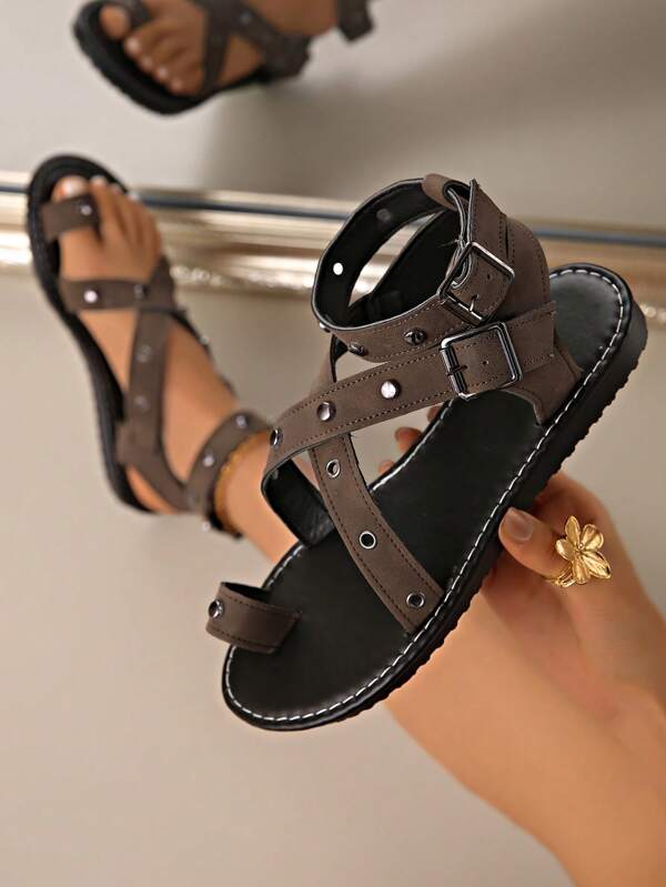 Damen Einfarbige Niet Mode Sandalen, Schnallengürtel Einlegearbeit leichte römische Sandalen, rutschfeste Sommerschuhe