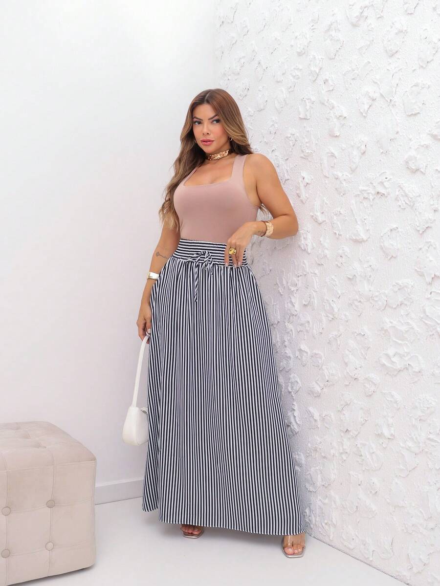 AMY FASHION LONG STRIPED SKIRT WITH SLIT AND THICK WAIST BAG FASHION 2025 - Black - View 1