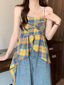 复古格纹吊带背心，多巴胺氛围，甜辣不对称短款上衣，夏季