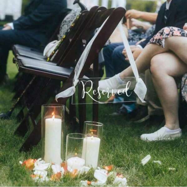 1pc Acrylic Reserved Wedding Sign, Modern Acrylic Reserved Chair Sign, Reserved Table Decor, Reserved Hanging Sign, Wedding Reserved Sign, Acrylic Chair Reserved Seat Sign With Ribbon, Wedding Decoration, Home Decor, Room Decor, Party Gift, Bride, Graduation