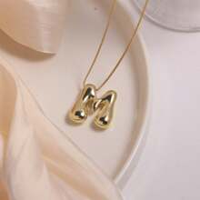 Gold Letter Necklace, Cute Initial Necklaces For Women 18k Gold Plated Balloon Letter Necklace Dainty Gold Necklaces For Women Charm Name Choker Fashion Women Jewelry