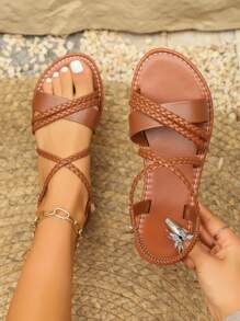 Girl's New Elegant Casual Handmade Woven Plain Crossed Strap Flat Sandals, Suitable For Beach, Vacation, Spring & Summer Trip, Available In Chic White, Cool Black, And Warm Brown