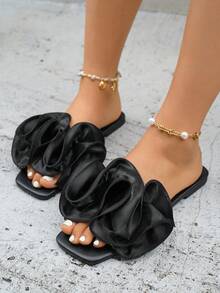 New Women Black Ruched Floral Design Flat Sandals, Fashion For Party & Vacation, Outdoor Comfortable Versatile Square Toe Soft Flat Slippers,Spring Summer Outfits - Black - View 7
