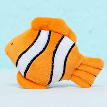 松鼠、斑马、长颈鹿、蛇、海马、螃蟹、袋鼠、河马、小丑鱼、刺猬、蜗牛手指玩偶，适用于幼儿园、早期教育、互动游戏