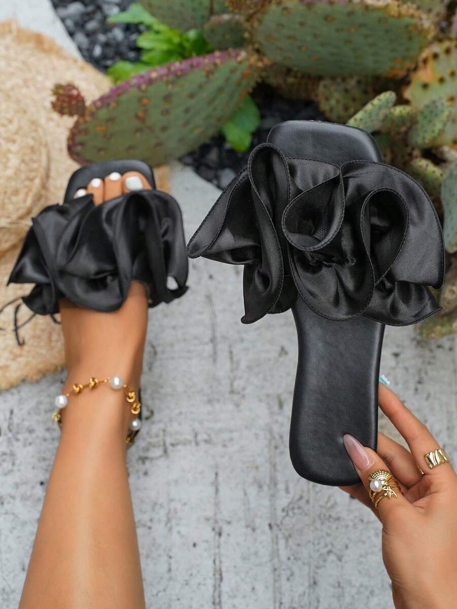 New Women Black Ruched Floral Design Flat Sandals, Fashion For Party & Vacation, Outdoor Comfortable Versatile Square Toe Soft Flat Slippers,Spring Summer Outfits
