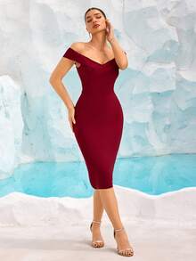 Bernatova Women's Burgundy Off The Shoulder Mini Bodycon Celebrity Cocktail Dresses , Elegant Valentines' Semi Formal Evening Sexy Backless Short Prom Dreses For Wedding Guest , Anniversary , Graduation , Cocktail , Homecoming , Birthday Party - Burgundy - View 3