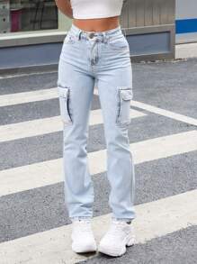 Jeans de Talle Alto en Azul Clara - Estilo Bootcut con Bolsillos de Combate