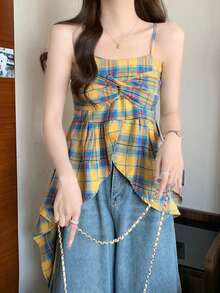 复古格纹吊带背心，多巴胺氛围，甜辣不对称短款上衣，夏季