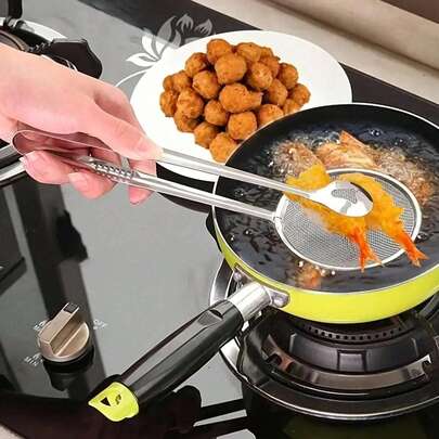 1pc Stainless Steel Filter Mesh Spoon With Clip For Oil Frying, Blanching, Food Powder Strainer, Food Tongs, Kitchen Multi-Purpose Filter Tablespoon Tongs, Fried Food Strainer Clamp, Strainer Drain Tool, Kitchen Appliance, Kitchen Accessory