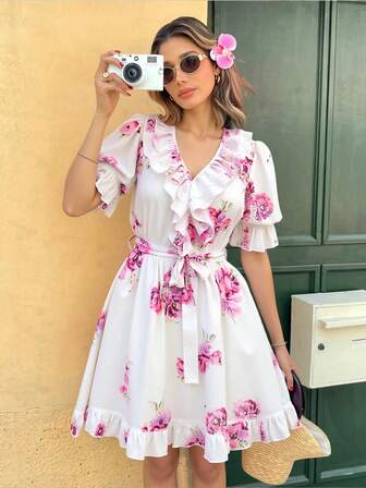女士休闲/度假 V 领花卉印花泡泡袖系带连衣裙，春夏
