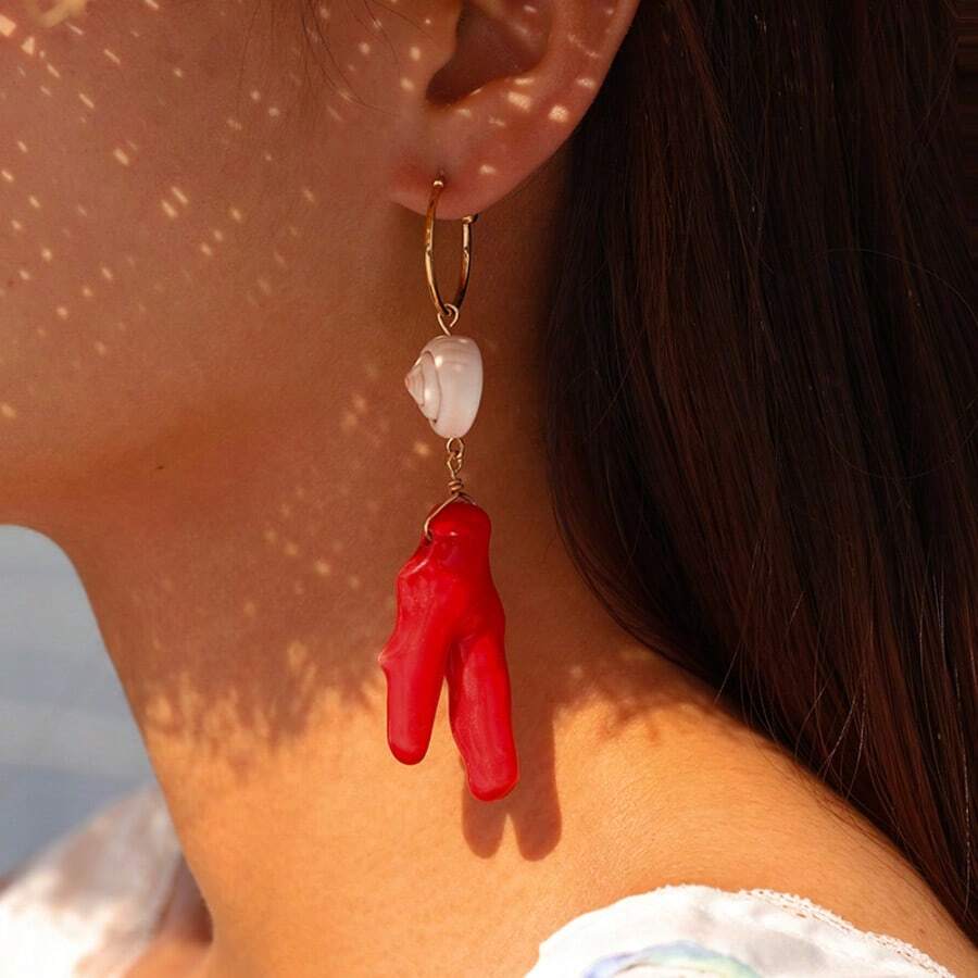1 Pair Ceramic Red Coral Shell Hoop Earrings, Boho Holiday Style Earrings - Coral Shell Earrings - View 1