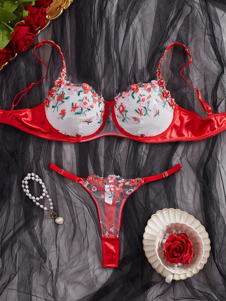 性感内衣女士红色内衣套装。浪漫花卉刺绣风格内衣套装。红色条纹肩带，刺绣花朵图案内衣和性感内裤 - 紅色 - 查看 1