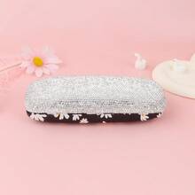 1个奢华水钻雏菊眼镜盒，便携式保护收纳盒，适用于太阳镜和眼镜（不含眼镜），优雅闪亮细节，小巧便携，方便旅行收纳，耐用贴合，是日常佩戴的理想配件，可防止镜框刮花和沾染灰尘，时尚雏菊点缀，尽显时尚品味，是眼镜爱好者的完美礼物，用途广泛，可用作家庭或办公室收纳盒。 - 彩色 - 查看 11