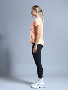 WOMEN'S FITNESS T-SHIRT IDEAL FOR SPORTS PRACTICES - Naranja - Ver 4