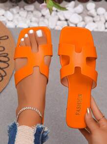 Women's 2025 Summer Fashion Simple Criss-Cross Metallic Toe Ring Flat Sandals, Soft Sole Comfortable Non-Slip Suitable For Beach & Holiday Wear