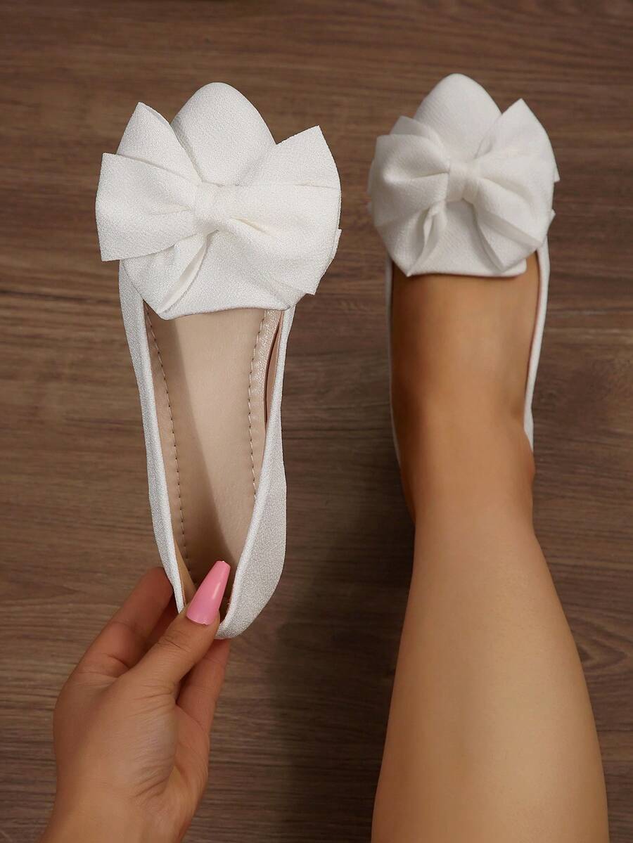 跨境大码36-43春秋时尚百搭白色蝴蝶结尖头平底乐福鞋宽版休闲/工作舒适轻便一脚蹬船鞋女 - 白色 - 查看 1