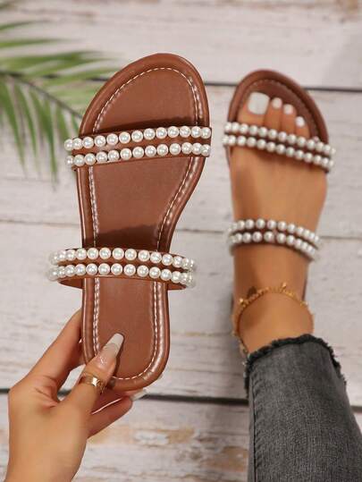 Women's Solid Color Round Toe Slippers, Summer/Autumn, Multiple Straps With Faux Pearl, Fashionable Flat Soft Bottom French Style Beach Sandals