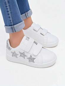 1 双可爱卡通 LED 发光皮革透气运动鞋，适合男孩和女孩 - 休闲、减震、防滑户外跑步和步行鞋，适合所有季节 - 白色 - 查看 9